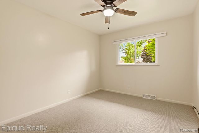 1612 Saint Marys Court, Hampton Charter Township, MI 48732
