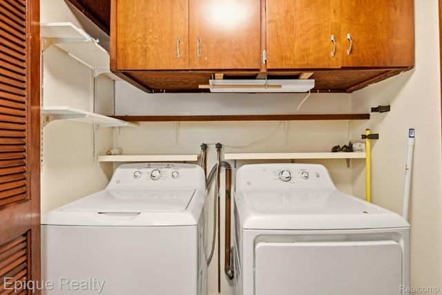 1612 Saint Marys Court, Hampton Charter Township, MI 48732