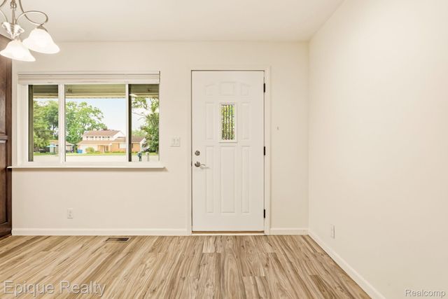 1612 Saint Marys Court, Hampton Charter Township, MI 48732