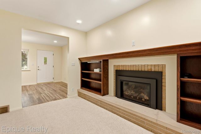 1612 Saint Marys Court, Hampton Charter Township, MI 48732