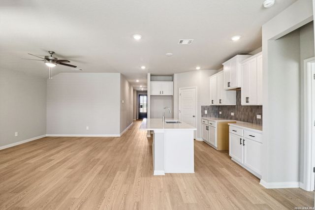 2923 Junction Bay, Converse, TX 78109