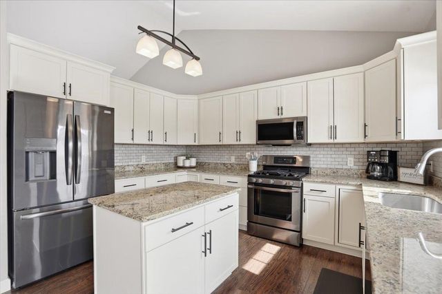 124 Cedar Street, Brooklyn, WI 53521