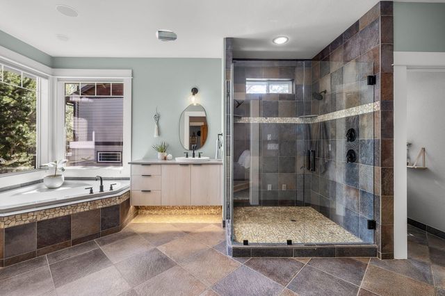 3430 NW Bryce Canyon Lane, Bend, OR 97703