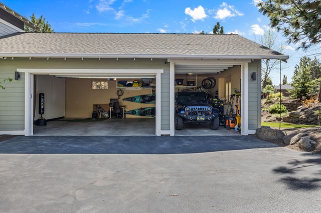 3430 NW Bryce Canyon Lane, Bend, OR 97703