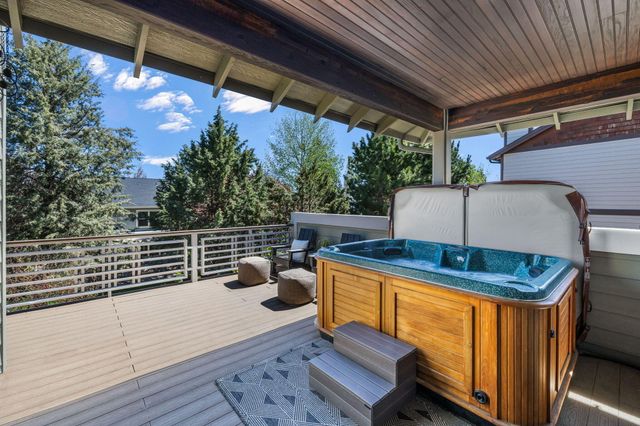 3430 NW Bryce Canyon Lane, Bend, OR 97703
