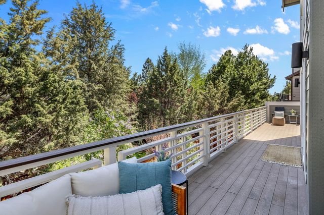 3430 NW Bryce Canyon Lane, Bend, OR 97703