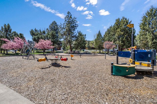3430 NW Bryce Canyon Lane, Bend, OR 97703