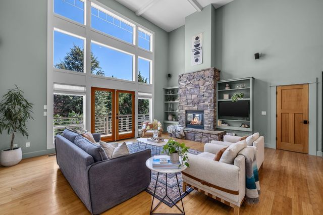 3430 NW Bryce Canyon Lane, Bend, OR 97703