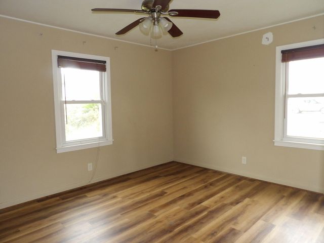 1520 School, Lake Charles, LA 70607