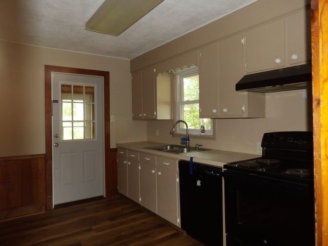 1520 School, Lake Charles, LA 70607