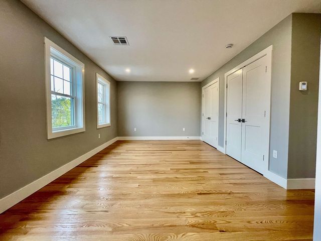 75 Neponset St Unit 5, Canton, MA 02021