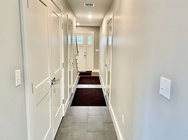 75 Neponset St Unit 5, Canton, MA 02021