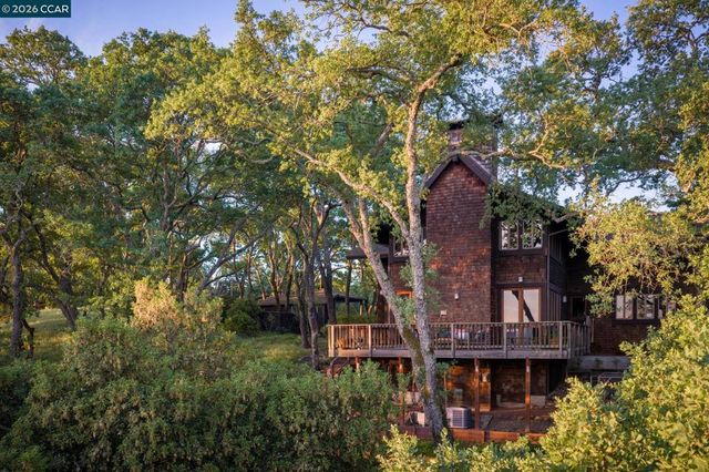 289 Castle Crest Rd, Alamo, CA 94507