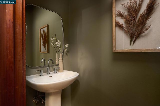 289 Castle Crest Rd, Alamo, CA 94507