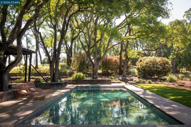 289 Castle Crest Rd, Alamo, CA 94507