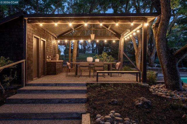 289 Castle Crest Rd, Alamo, CA 94507