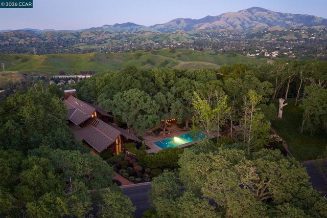 289 Castle Crest Rd, Alamo, CA 94507