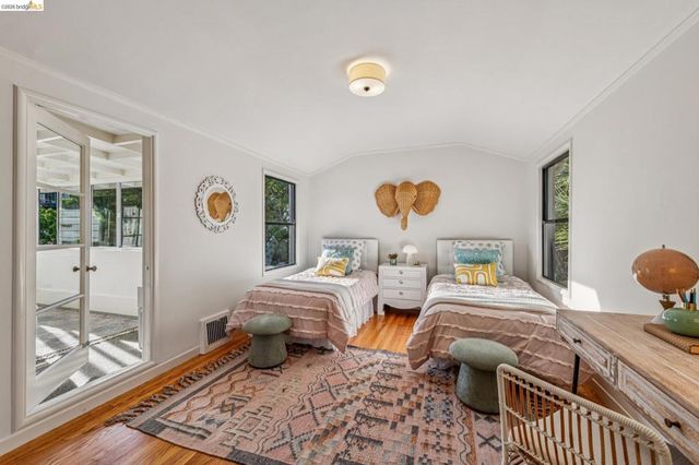 11 11 Parkside Dr, Piedmont, CA 94611