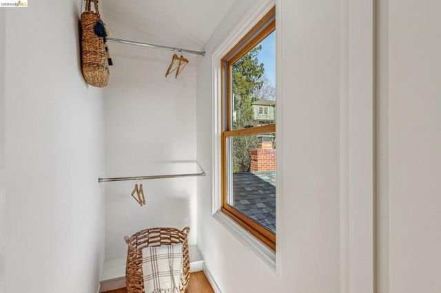 11 11 Parkside Dr, Piedmont, CA 94611