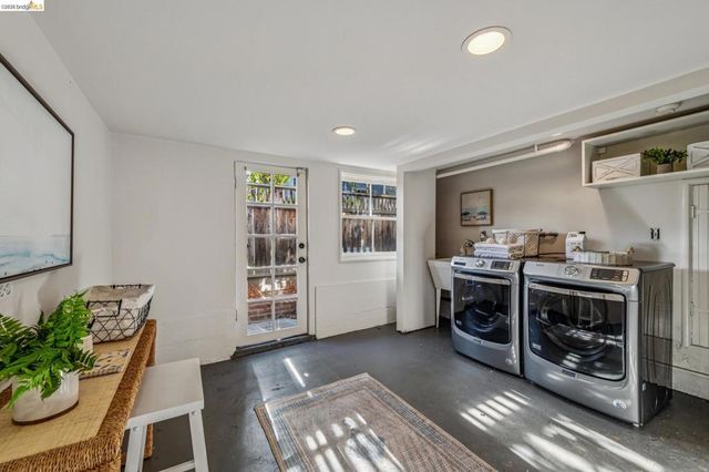 11 11 Parkside Dr, Piedmont, CA 94611