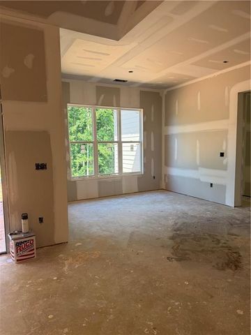 542A Palm Street, Holly Springs, GA 30115