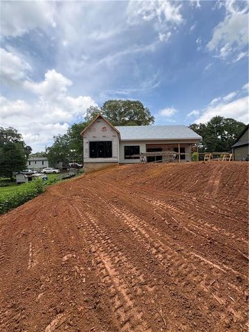 542A Palm Street, Holly Springs, GA 30115
