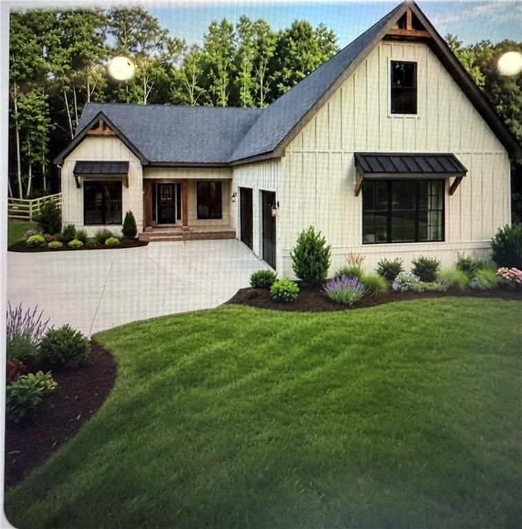 542A Palm Street, Holly Springs, GA 30115