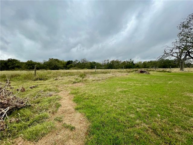 7608 N Hwy 14, Kosse, TX 76653