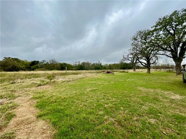 7608 N Hwy 14, Kosse, TX 76653