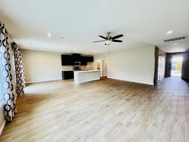 8512 Kowa Street, Bakersfield, CA 93314