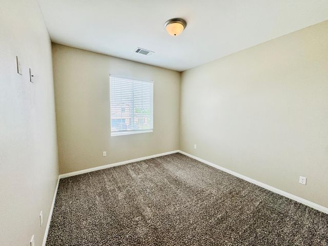 8512 Kowa Street, Bakersfield, CA 93314