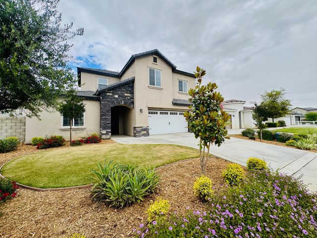 8512 Kowa Street, Bakersfield, CA 93314