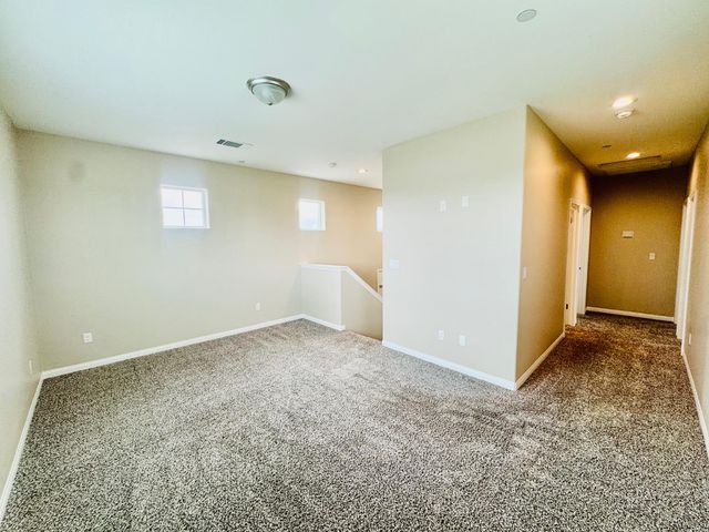8512 Kowa Street, Bakersfield, CA 93314