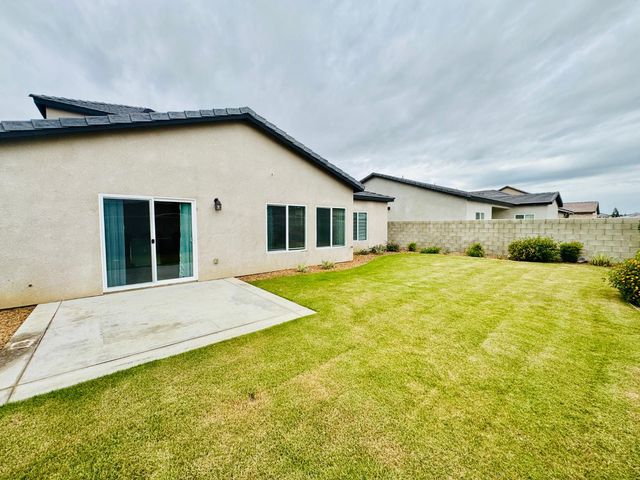 8512 Kowa Street, Bakersfield, CA 93314