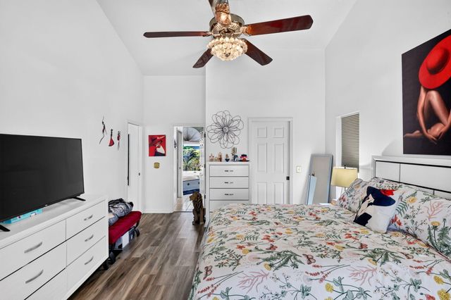 1921 NE Acapulco Drive, Jensen Beach, FL 34957