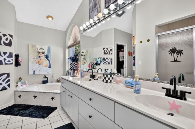 1921 NE Acapulco Drive, Jensen Beach, FL 34957