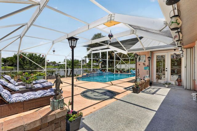 1921 NE Acapulco Drive, Jensen Beach, FL 34957
