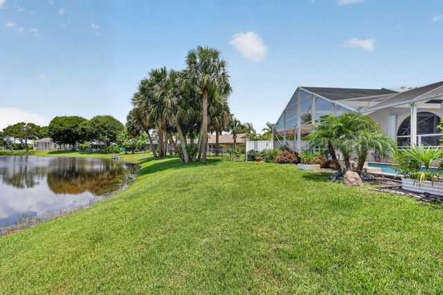 1921 NE Acapulco Drive, Jensen Beach, FL 34957
