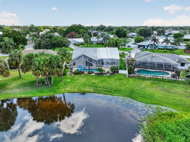 1921 NE Acapulco Drive, Jensen Beach, FL 34957