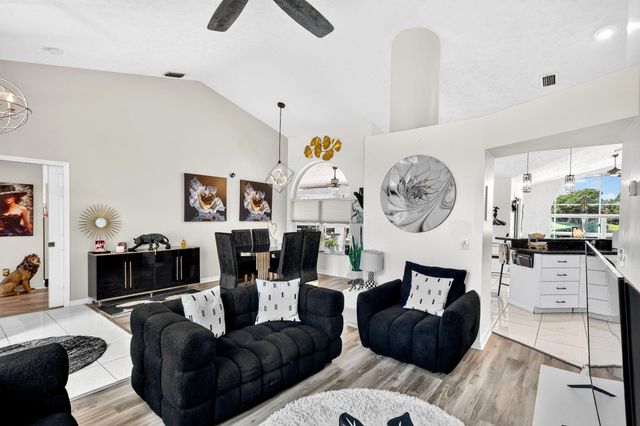 1921 NE Acapulco Drive, Jensen Beach, FL 34957