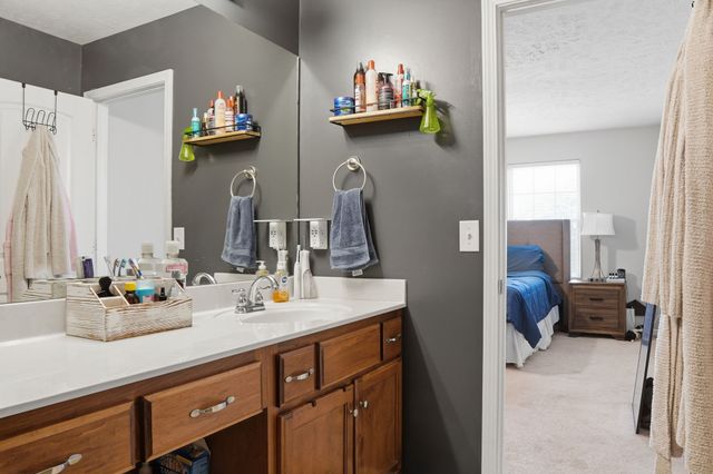 2451 New Holland Cir, Murfreesboro, TN 37128