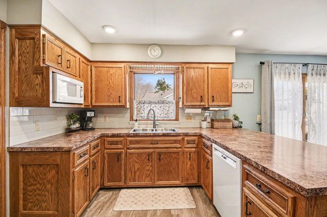 3866 Brookfield Drive, Hudsonville, MI 49426