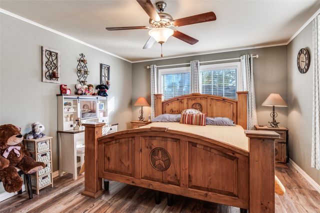 2601 Murphy Drive, Bedford, TX 76021
