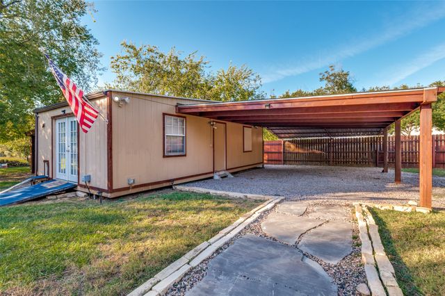 2601 Murphy Drive, Bedford, TX 76021