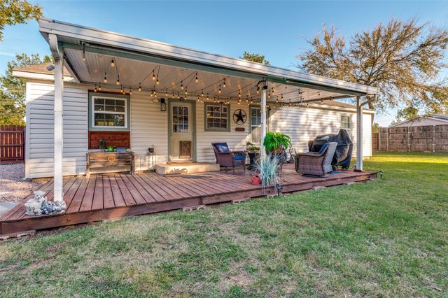 2601 Murphy Drive, Bedford, TX 76021