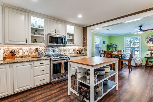 2601 Murphy Drive, Bedford, TX 76021
