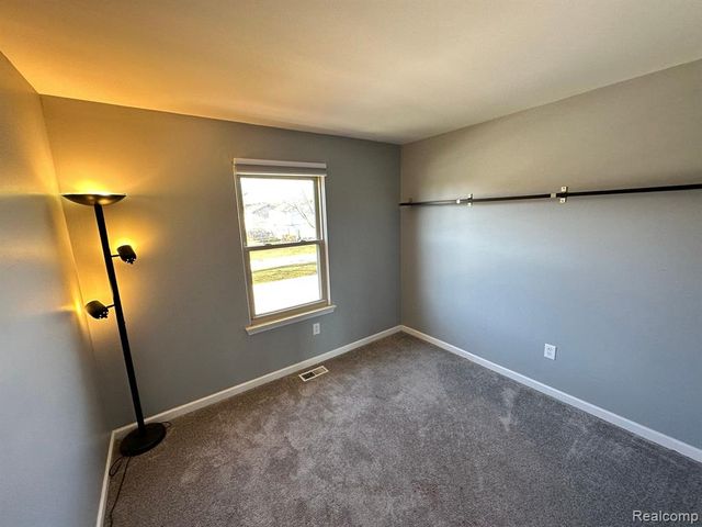 23260 Cranbrooke Drive, Novi, MI 48375