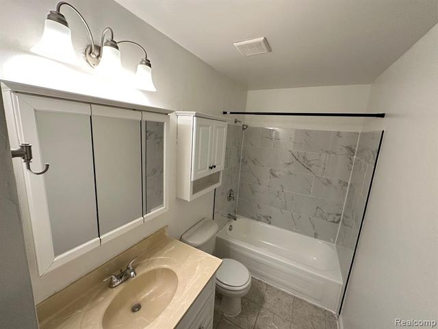 23260 Cranbrooke Drive, Novi, MI 48375