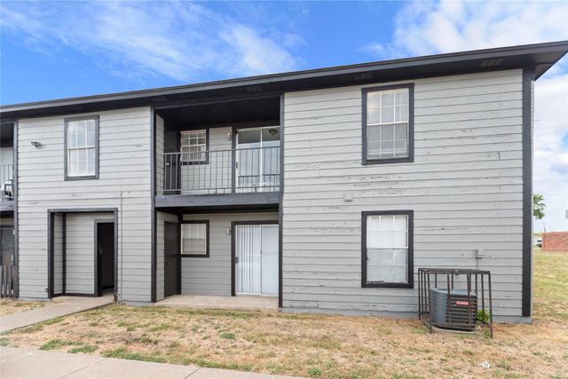 1601 Mary K Lane, White Settlement, TX 76108