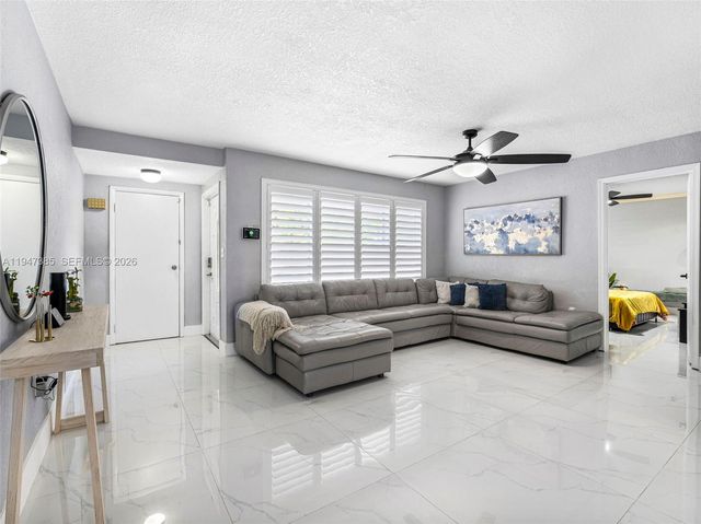 2050 NW 83rd Ave, Sunrise, FL 33322